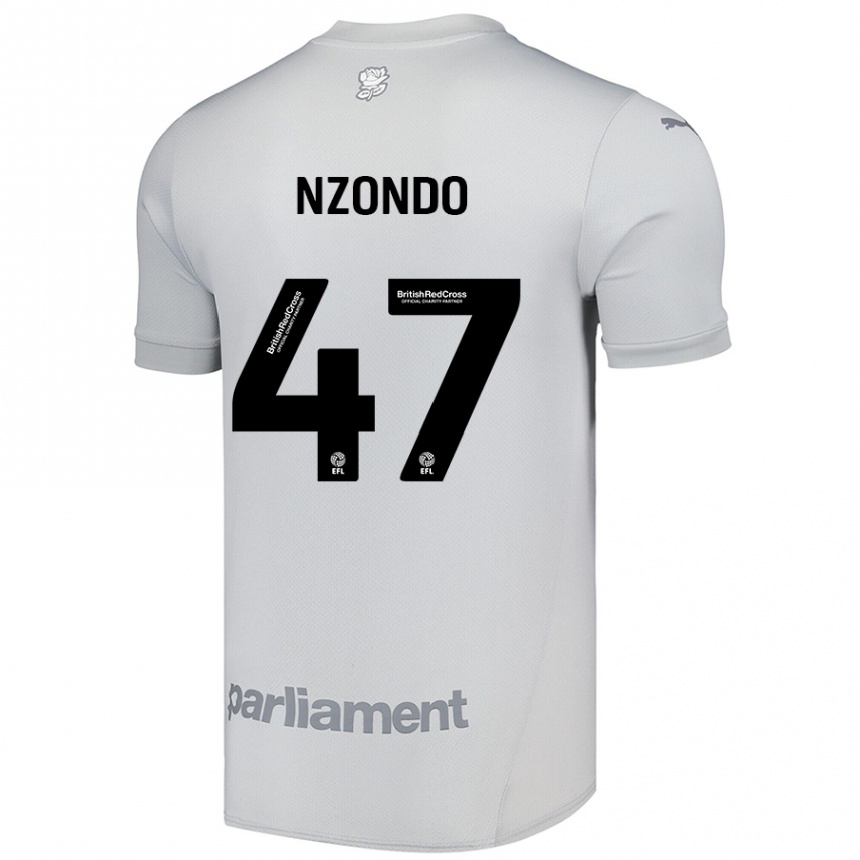 Niño Fútbol Camiseta Emmaisa Nzondo #47 Gris Plata 2ª Equipación 2024/25 Perú